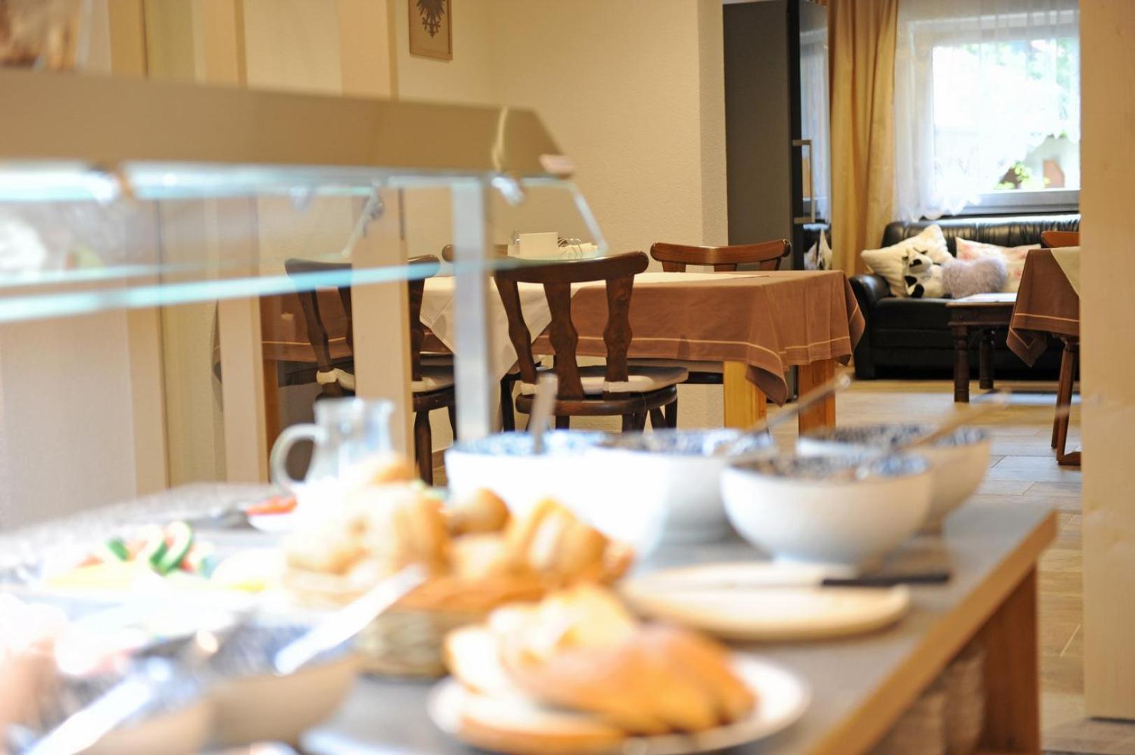 Pension Olympia Oetz Εξωτερικό φωτογραφία
