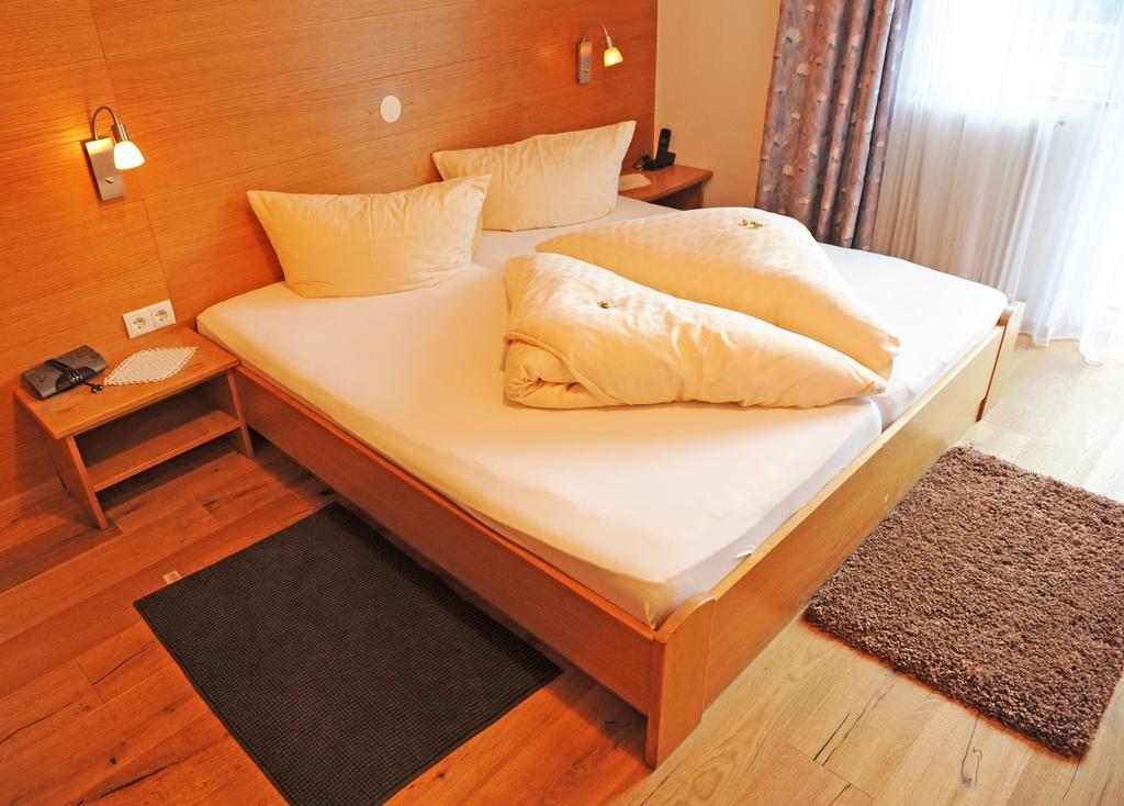 Pension Olympia Oetz Εξωτερικό φωτογραφία